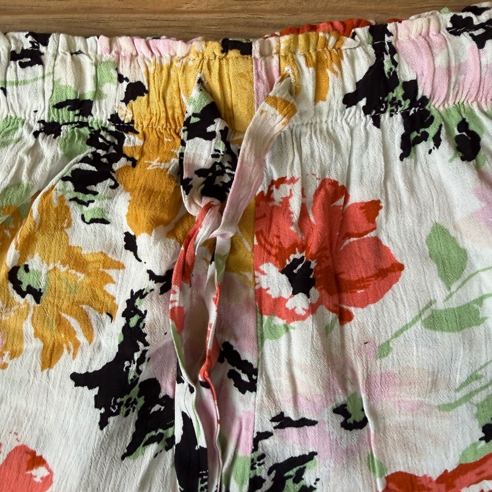 Volcom Some Thyme Shorts - Picture 2 of 10
